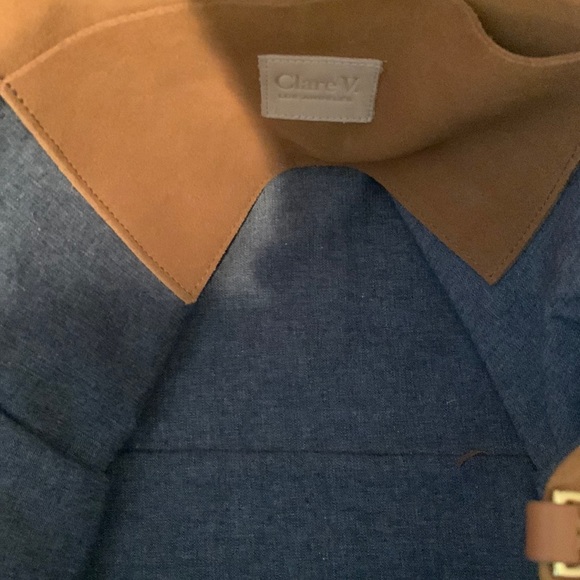 - Clare V. Simple Stripe Suede Tote
CLARE V. - Picture 12 of 17